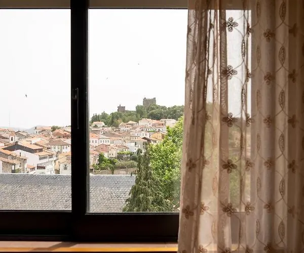 Appartement Bragança Apartments *